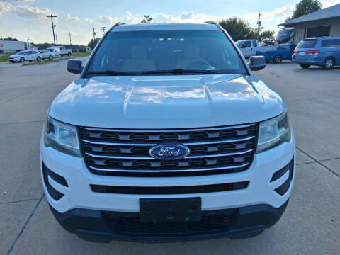 2016 Ford Explorer
