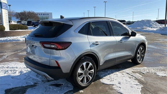 2024 Ford Escape Platinum