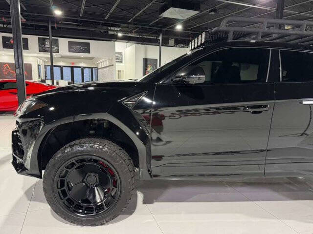 2022 Lamborghini Urus