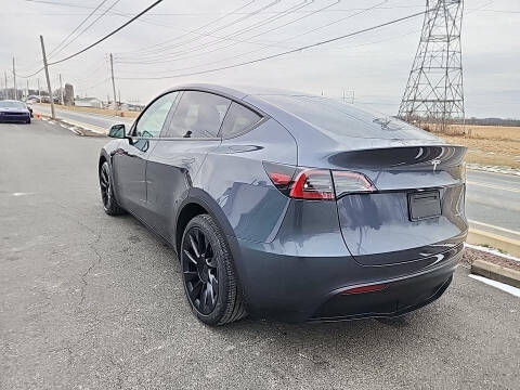 2023 Tesla Model Y Long Range