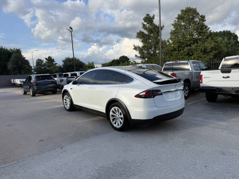 2019 Tesla Model X Long Range