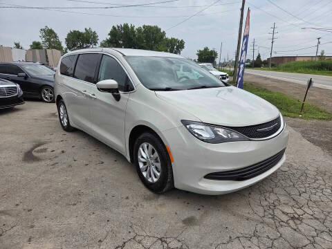 2017 Chrysler Pacifica Touring