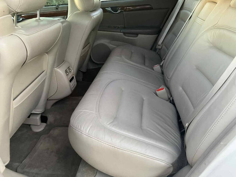 2002 Cadillac DeVille