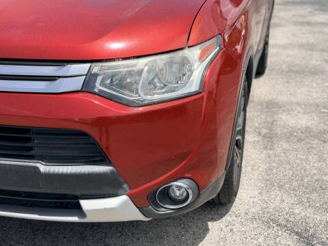 2015 Mitsubishi Outlander SE