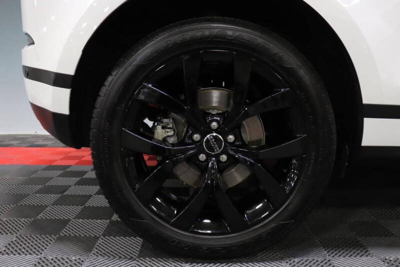 2023 Land Rover Range Rover Evoque P250 SE