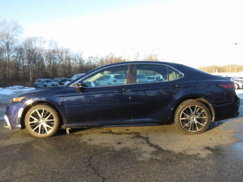 2022 Toyota Camry SE