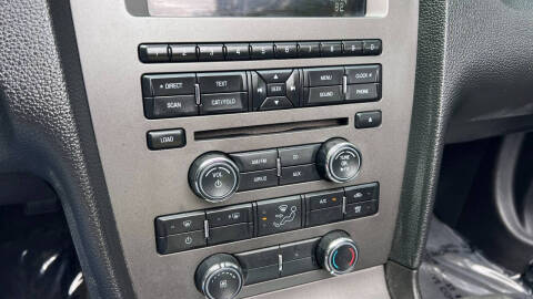 2012 Ford Mustang V6