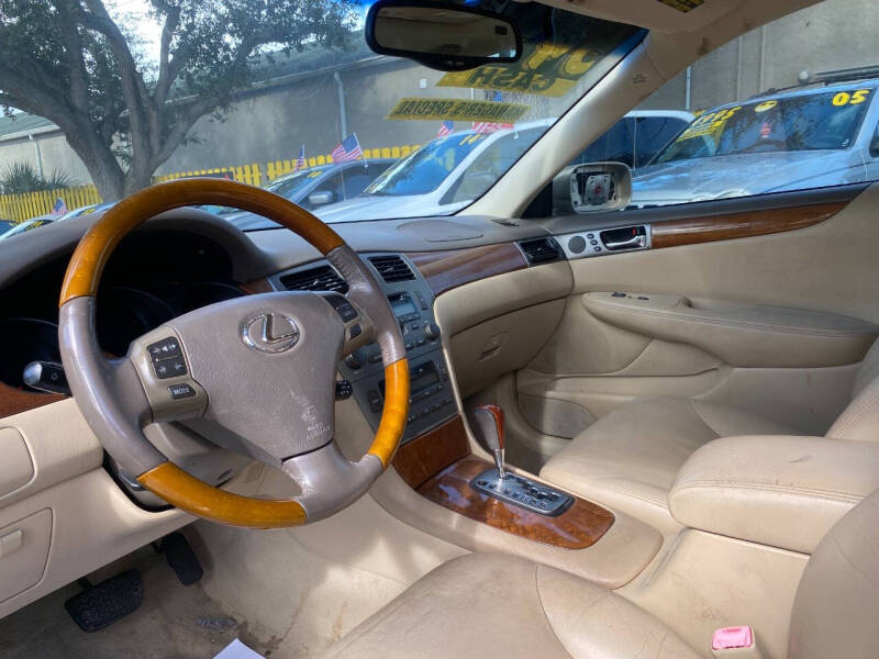 2005 Lexus ES 330 photo 8