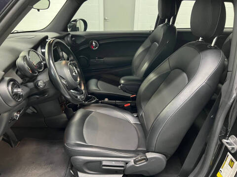 2016 MINI Hardtop 2 Door Cooper