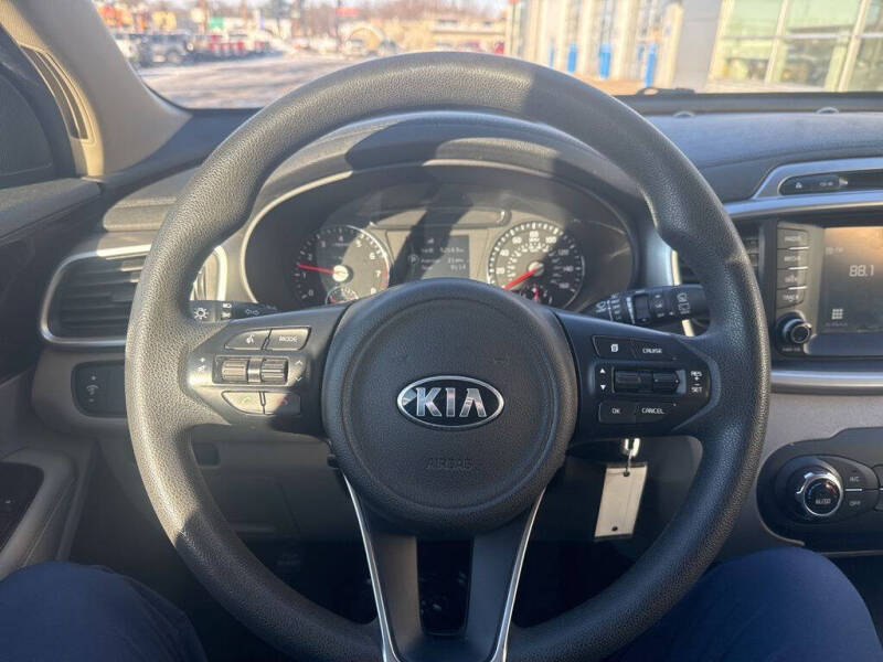 2018 Kia Sorento LX