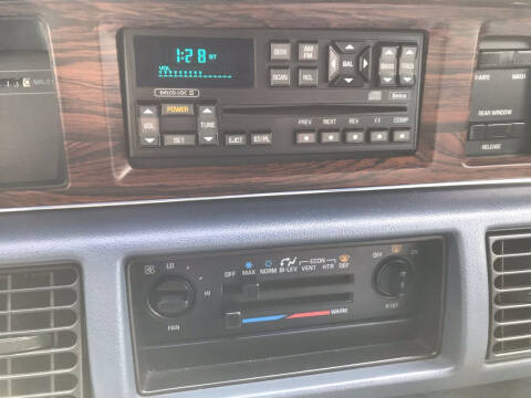 1992 Oldsmobile Custom Cruiser