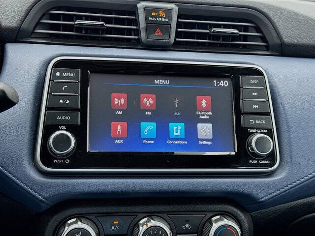 2023 Nissan Versa SV