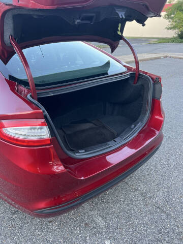 2014 Ford Fusion Hybrid SE