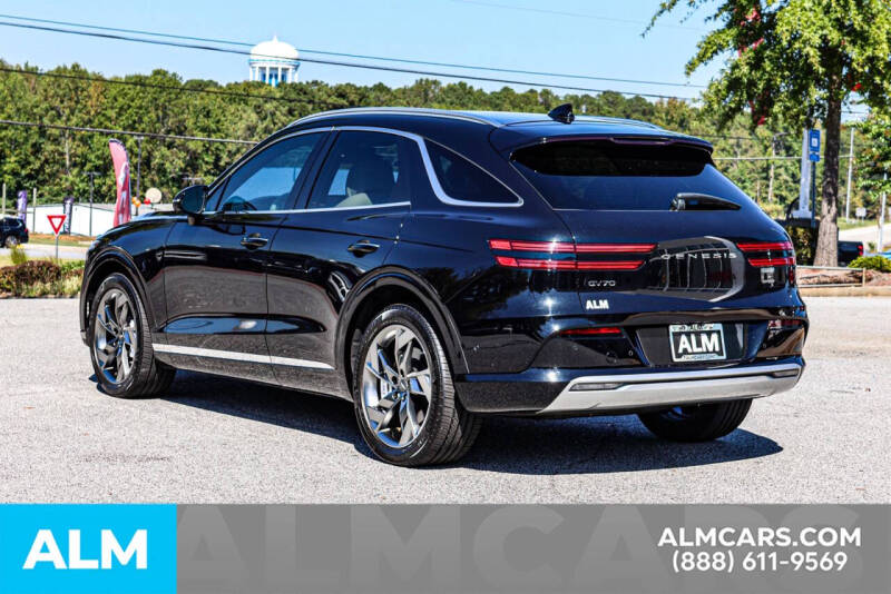 2024 Genesis Electrified GV70