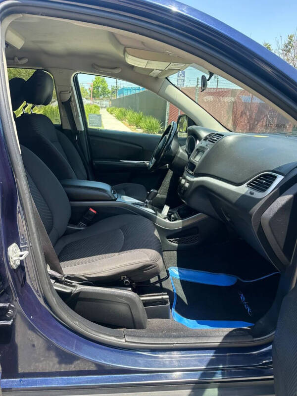2017 Dodge Journey SE