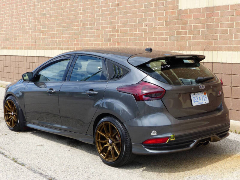 2017 Ford Focus ST