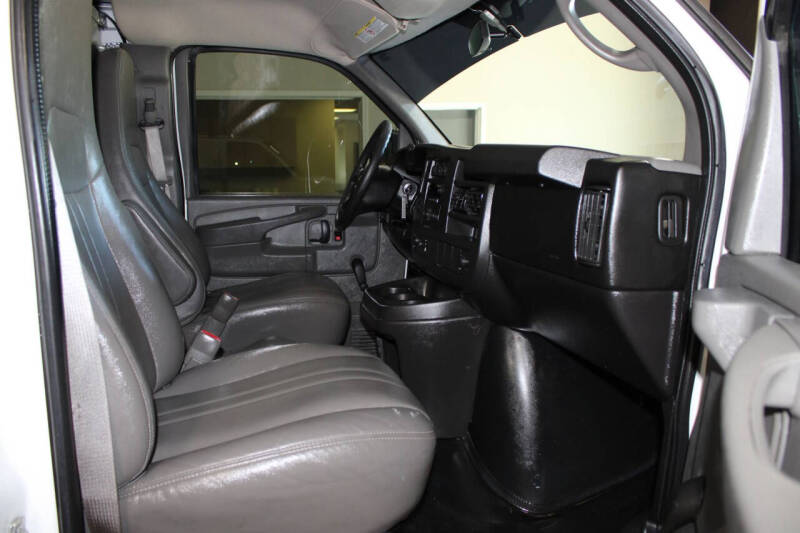 2011 Chevrolet Express 2500