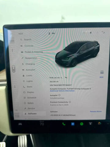 2023 Tesla Model X Standard Range