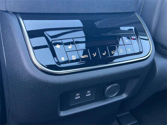 2026 Infiniti QX80 Sport