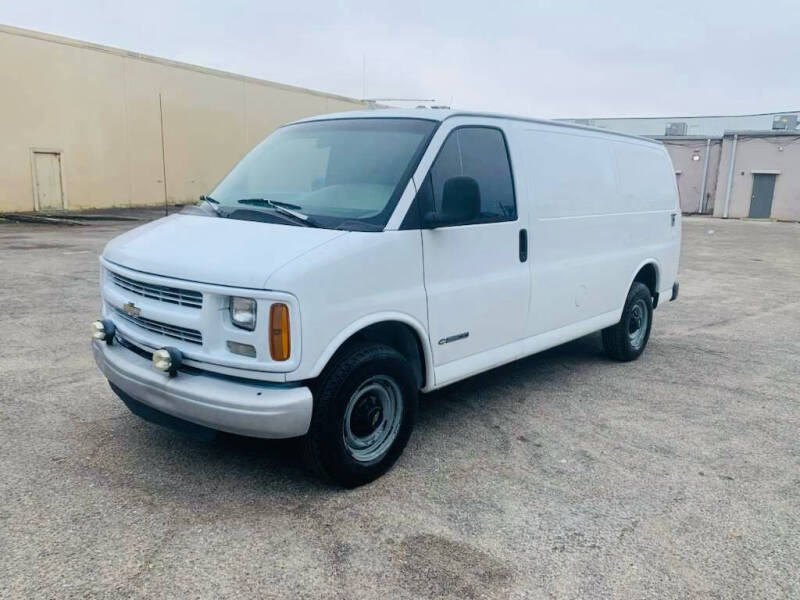 2000 Chevrolet Express G2500
