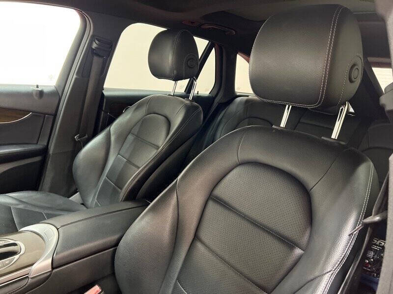 2019 Mercedes-Benz GLC GLC 300