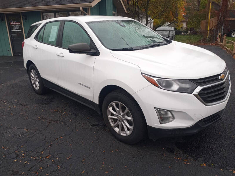 2020 Chevrolet Equinox LS's photo