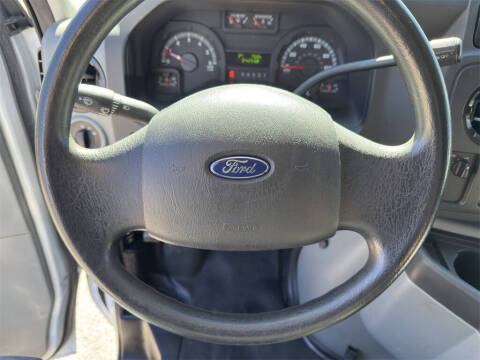 2013 Ford E-Series E-350 SD