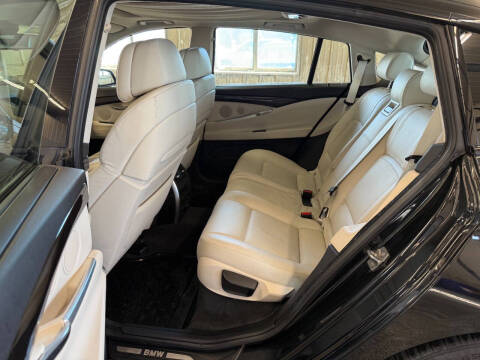 2010 BMW 5 Series 550i xDrive Gran Turismo