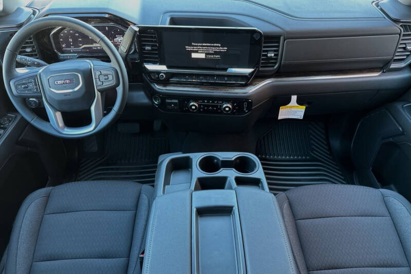 2024 GMC Sierra 1500