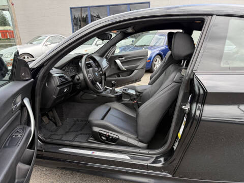 2015 BMW 2 Series 228i