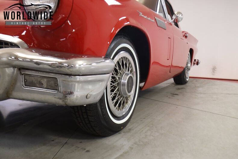 1957 Ford Thunderbird