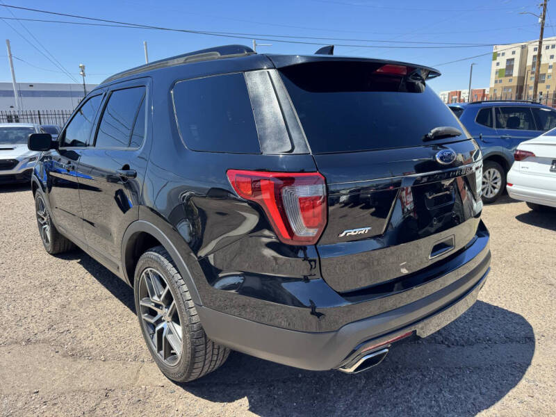 2016 Ford Explorer Sport