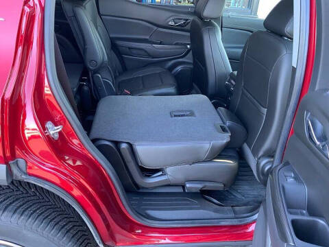2021 GMC Acadia SLT