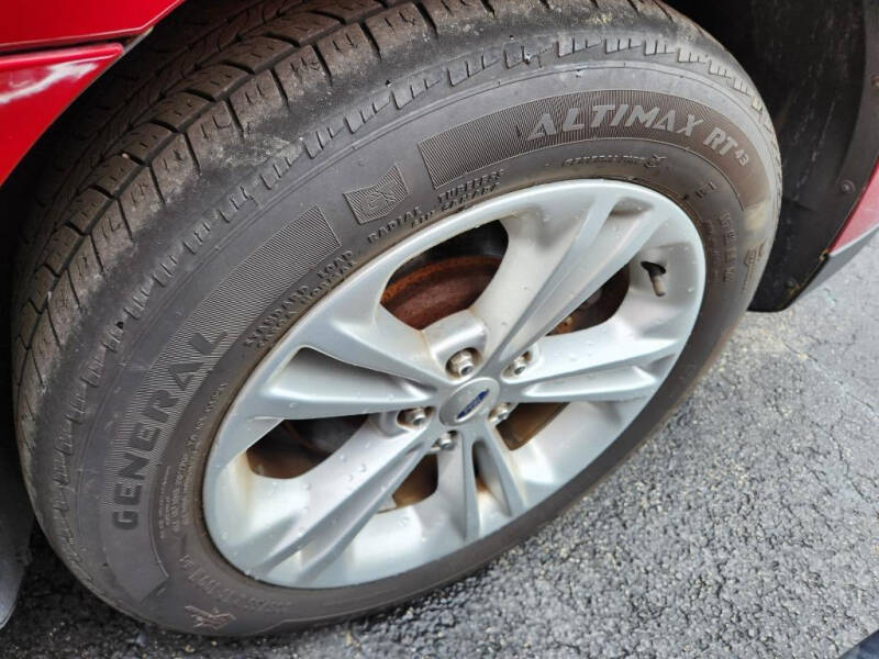 2014 Ford Taurus SEL