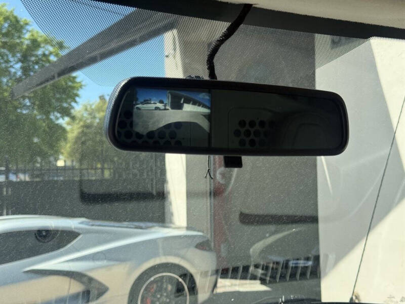 2023 GMC Savana 2500