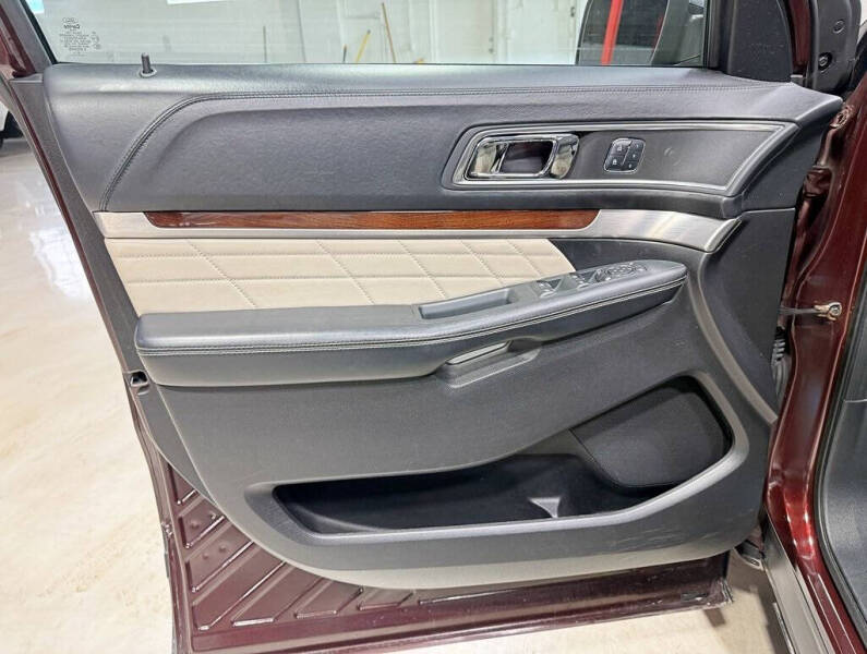 2018 Ford Explorer Platinum