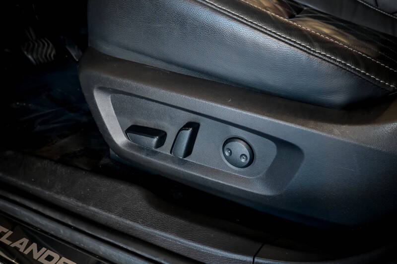 2023 Mitsubishi Outlander PHEV 40th Anniversary