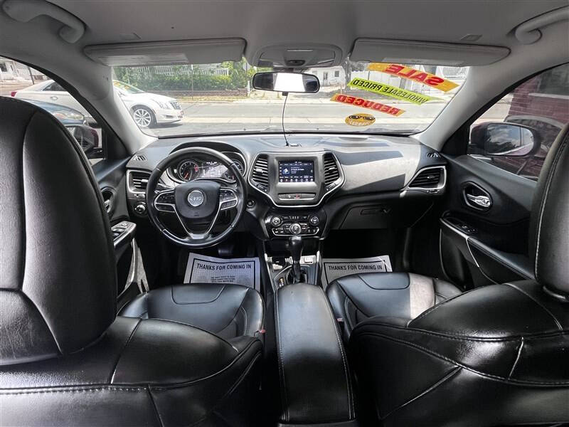 2019 Jeep Cherokee Latitude Plus