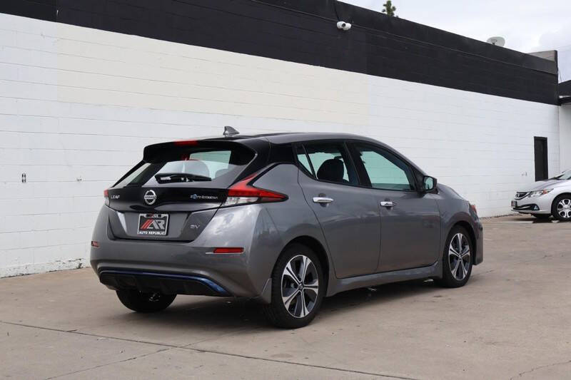 2021 Nissan LEAF SV