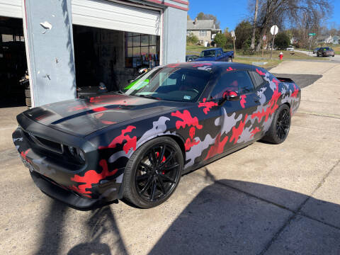 2014 Dodge Challenger for sale at Motley's Auto World in Danville VA