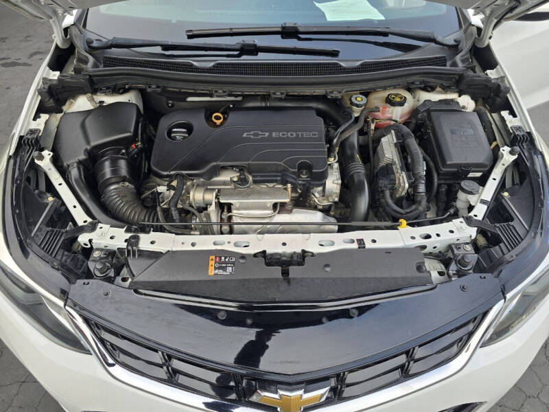2018 Chevrolet Cruze LT Auto