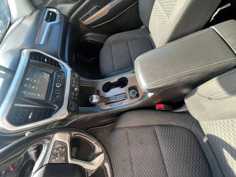 2019 GMC Acadia SLE-1