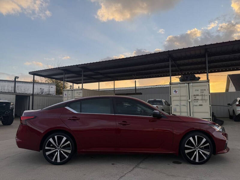 2020 Nissan Altima 2.5 SR
