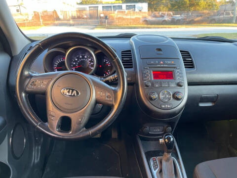 2013 Kia Soul +