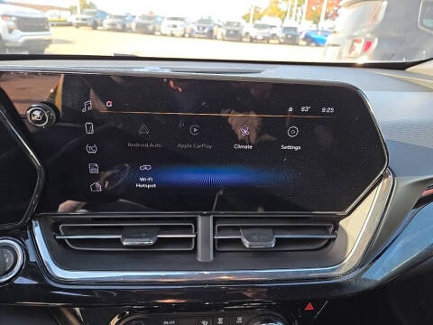 2025 Chevrolet Trax RS