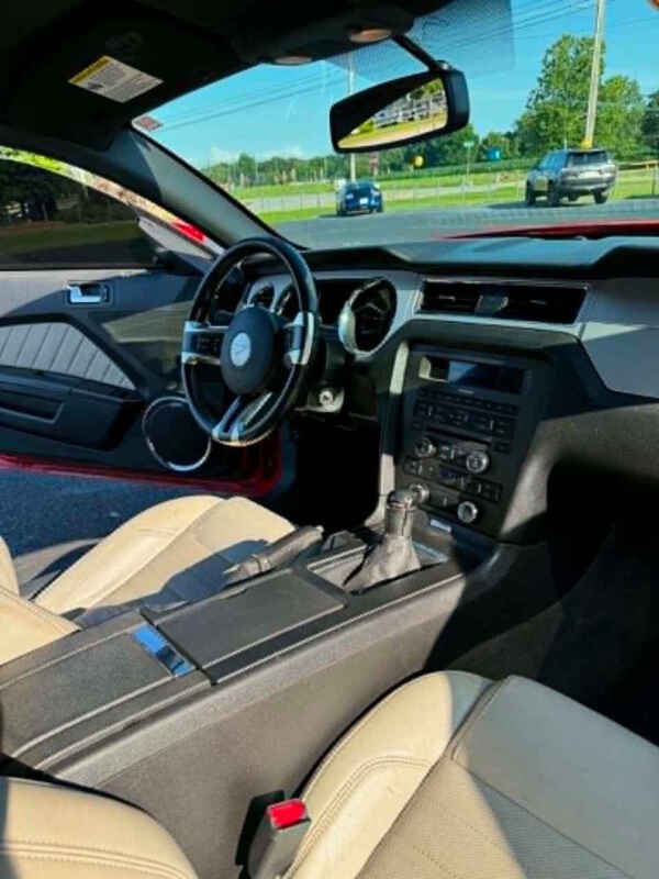 2013 Ford Mustang GT Premium