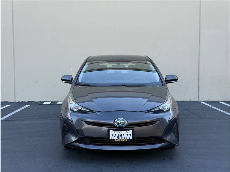 2016 Toyota Prius Two
