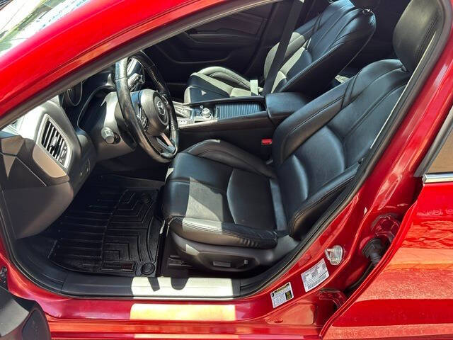 2018 Mazda MAZDA3 Touring