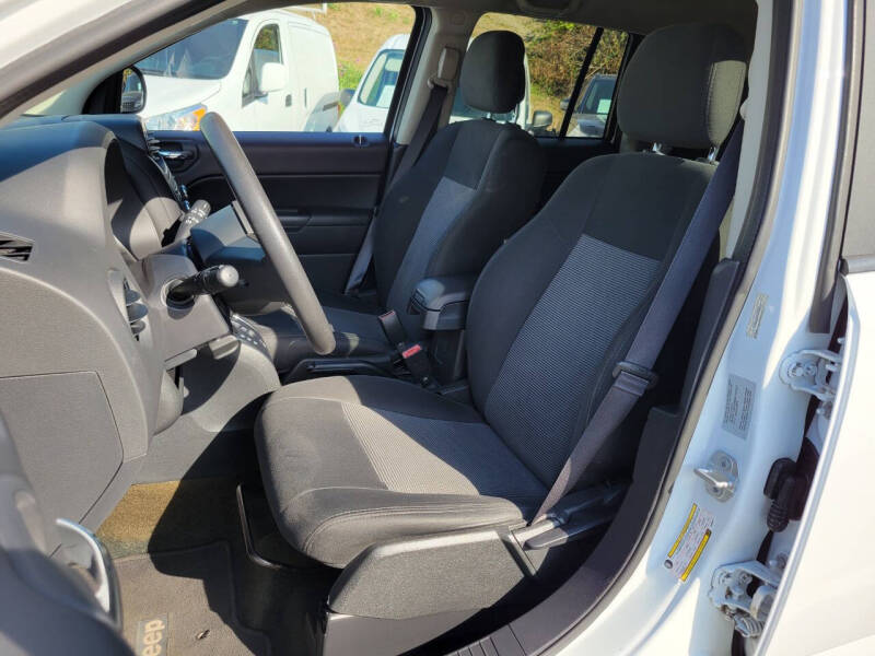 2016 Jeep Compass Sport