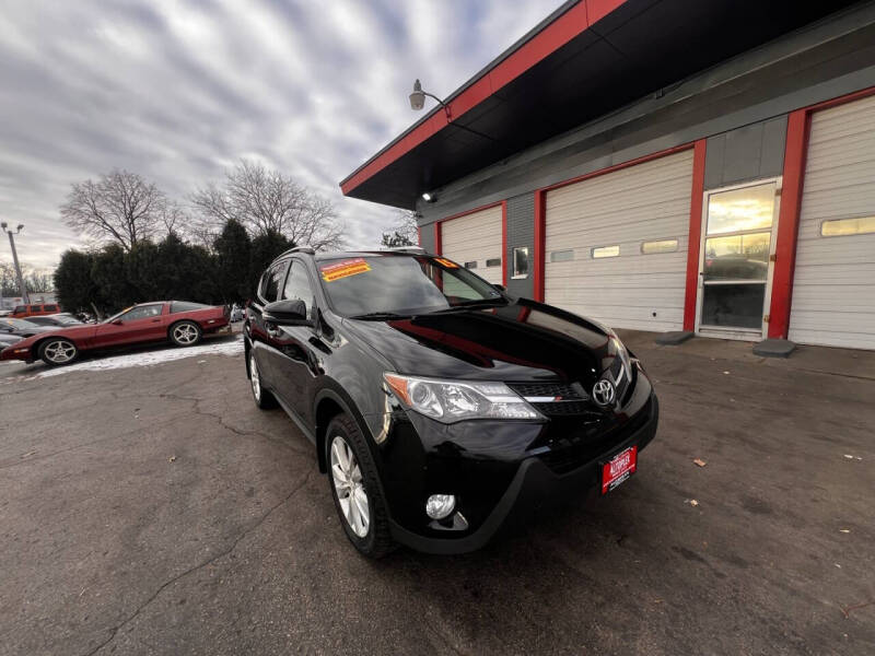 2015 Toyota RAV4 Limited photo 4